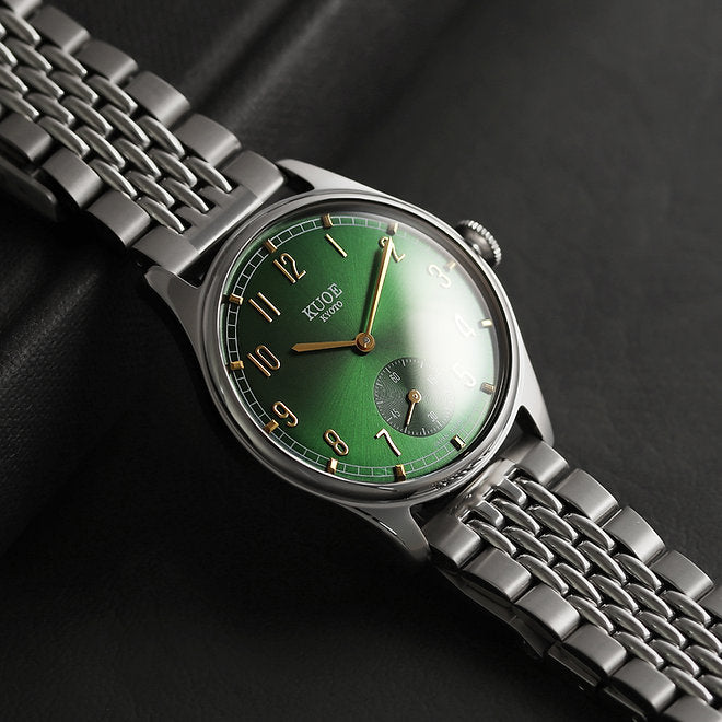 OLD SMITH 90-001 Green Dial with stainless steel bracelet