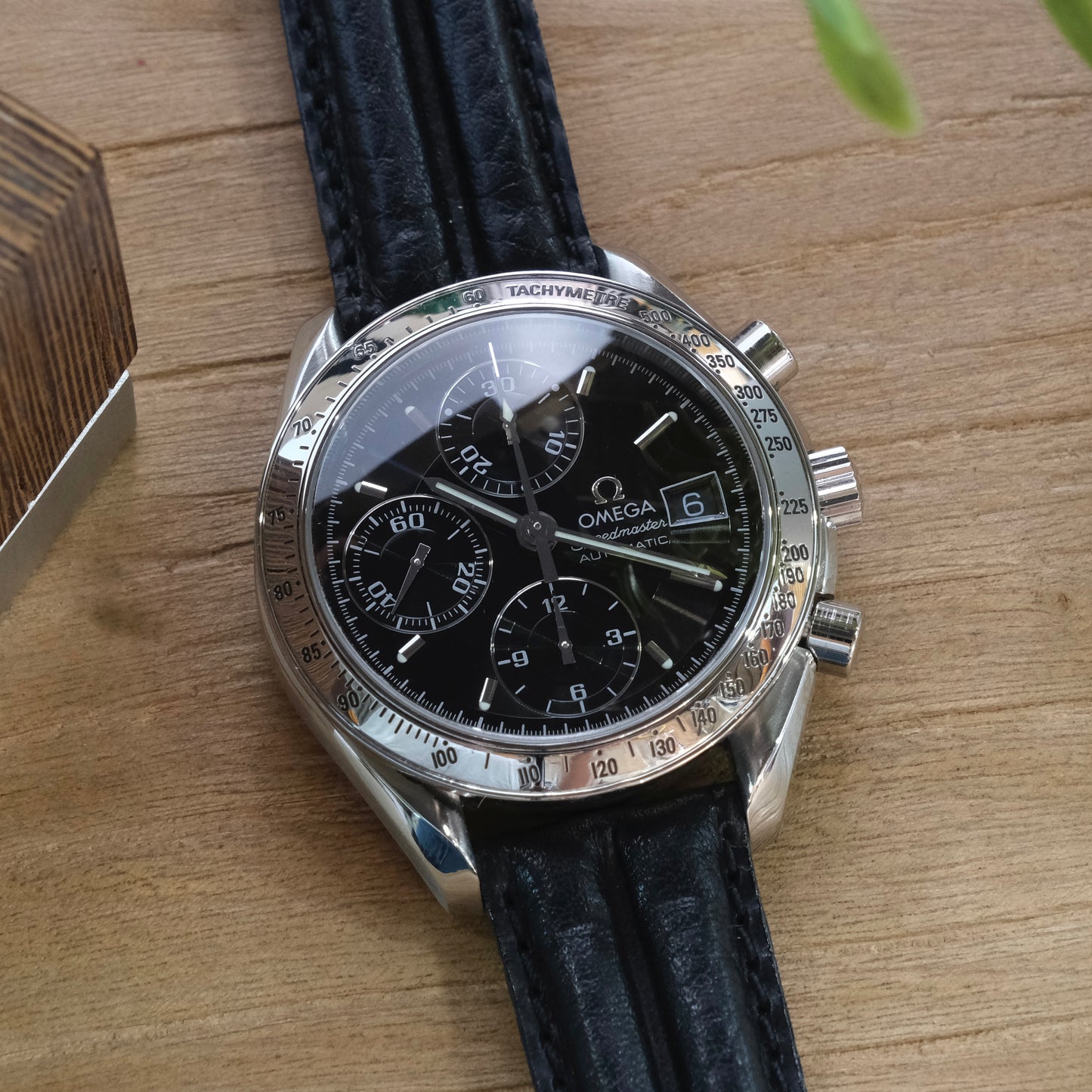 Omega Speedmaster Automatic Date