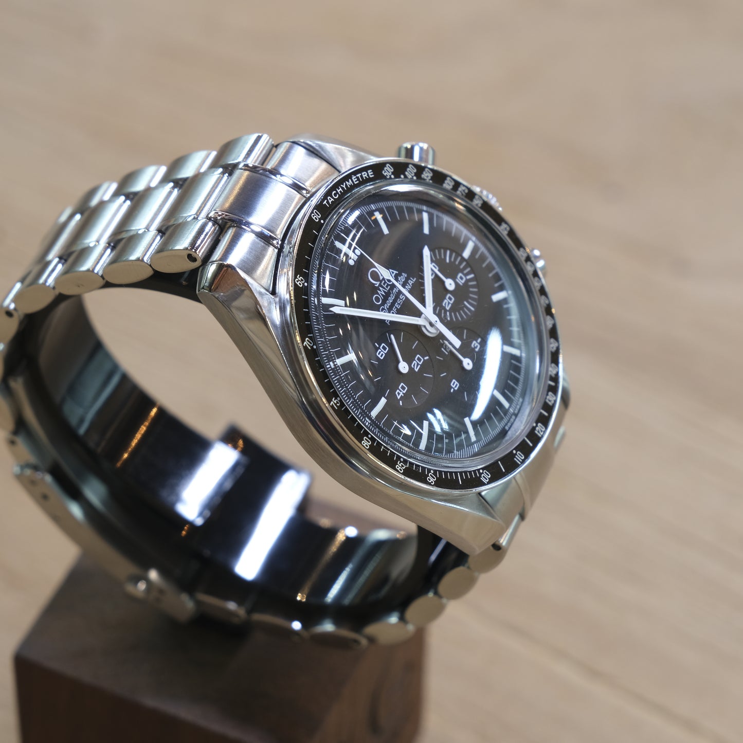 Omega Speedmaster Professional