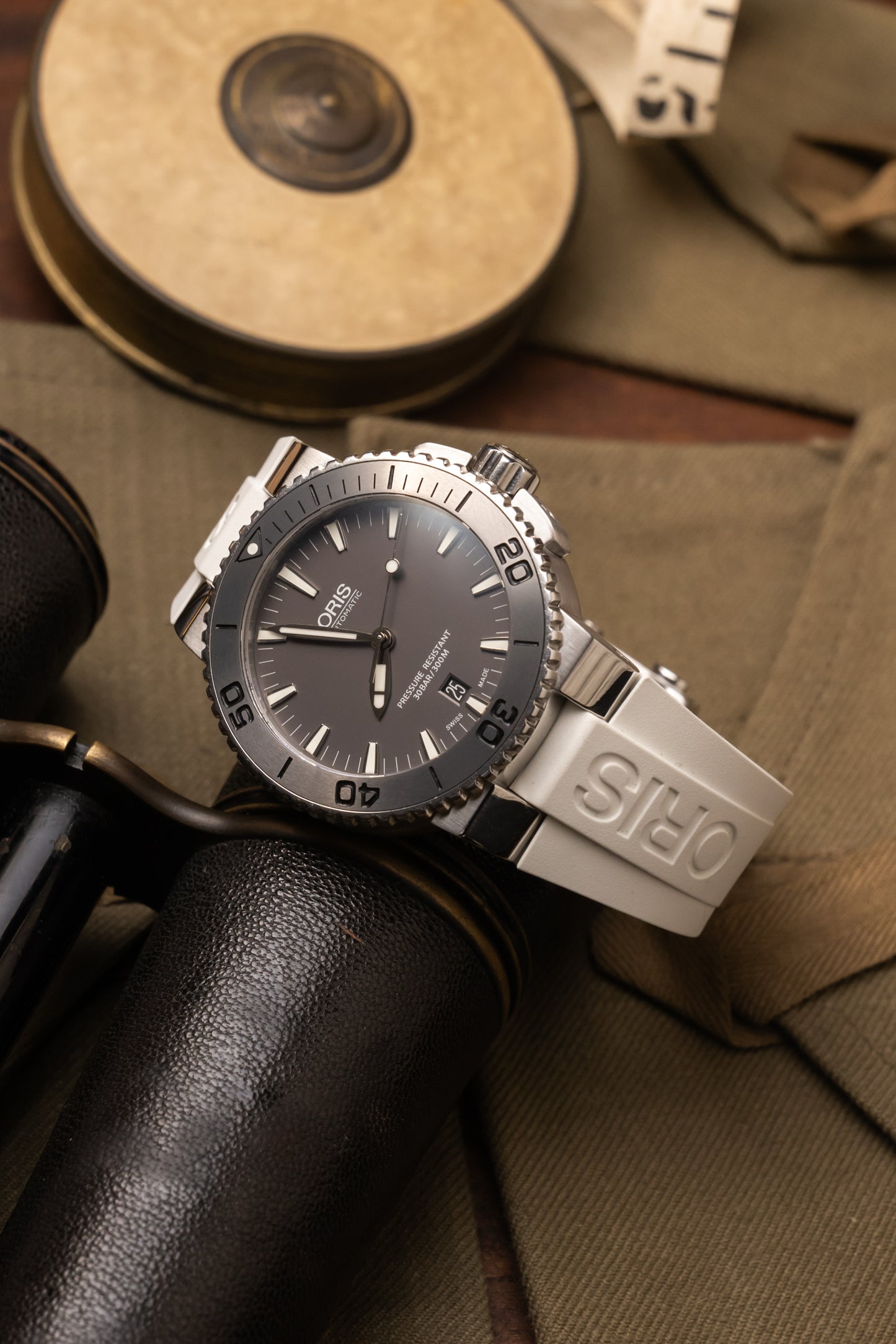 Oris Aquis Date