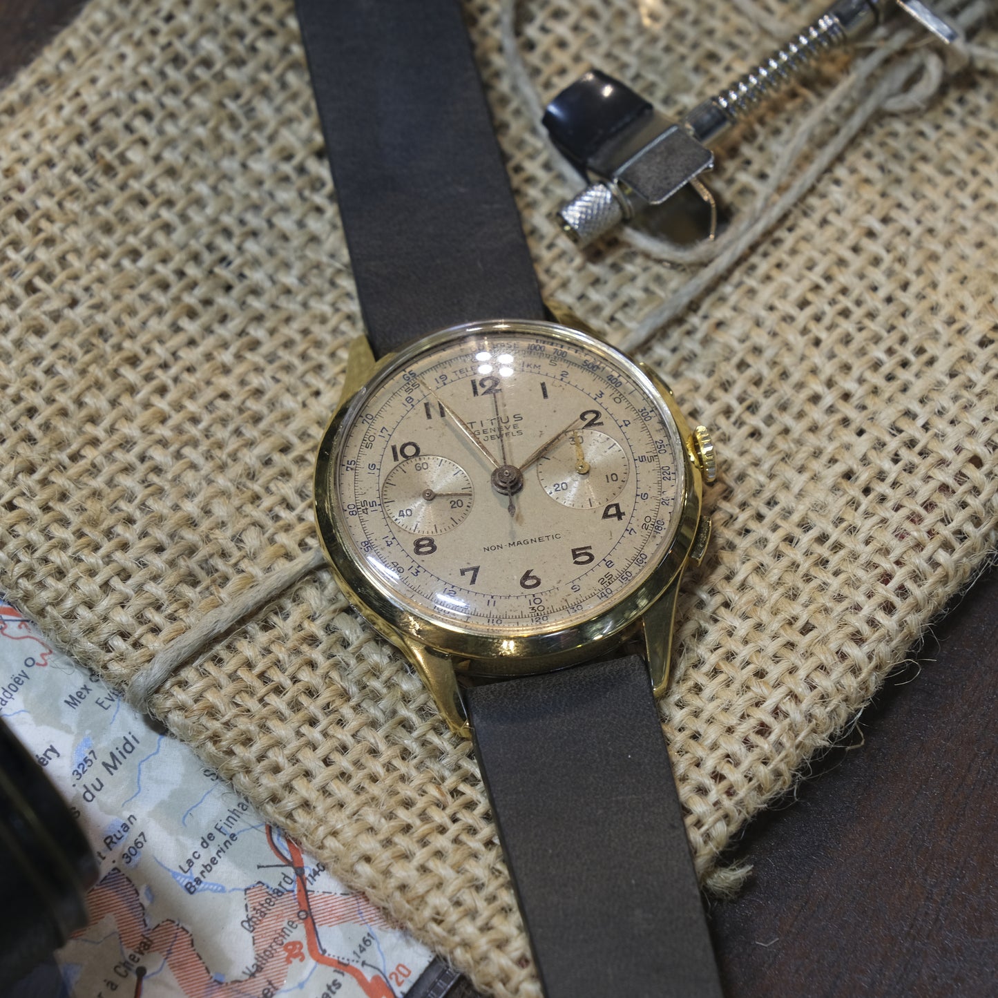 Titus Chronograph Oversize