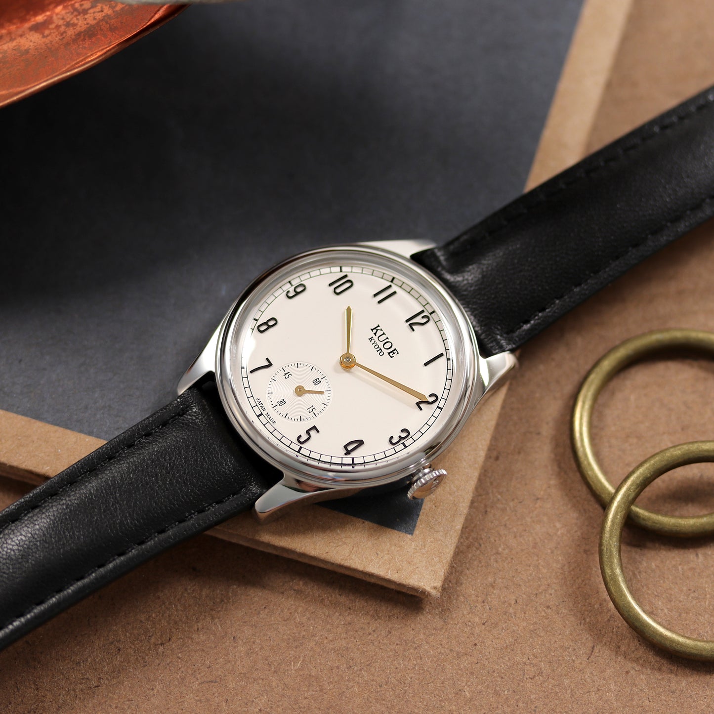 OLD SMITH 90-001 Arabic Numeral Dial with Smooth Black Leather Strap