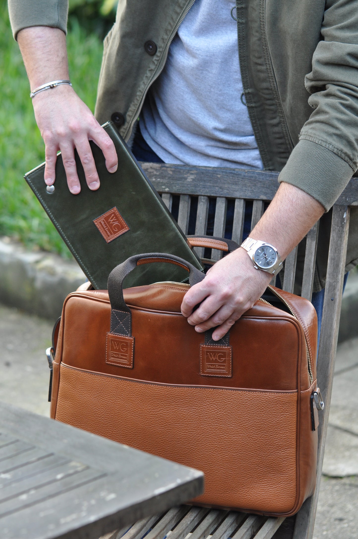 G2G Collectors Leather Bag