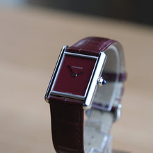 Cartier Tank Must Burgundy