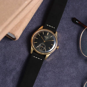 OLD SMITH 90-001 Black dial with Suede Black Leather Strap