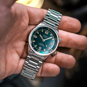 SOMBRERO 90-011, Green Linen Textured Dial