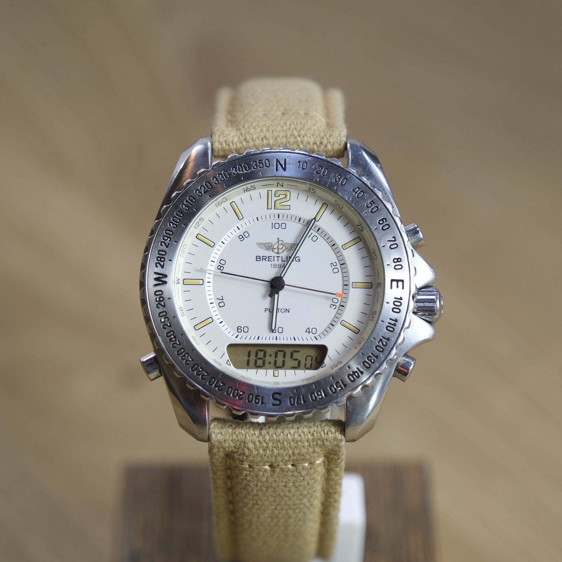 Breitling Navitimer Pluton