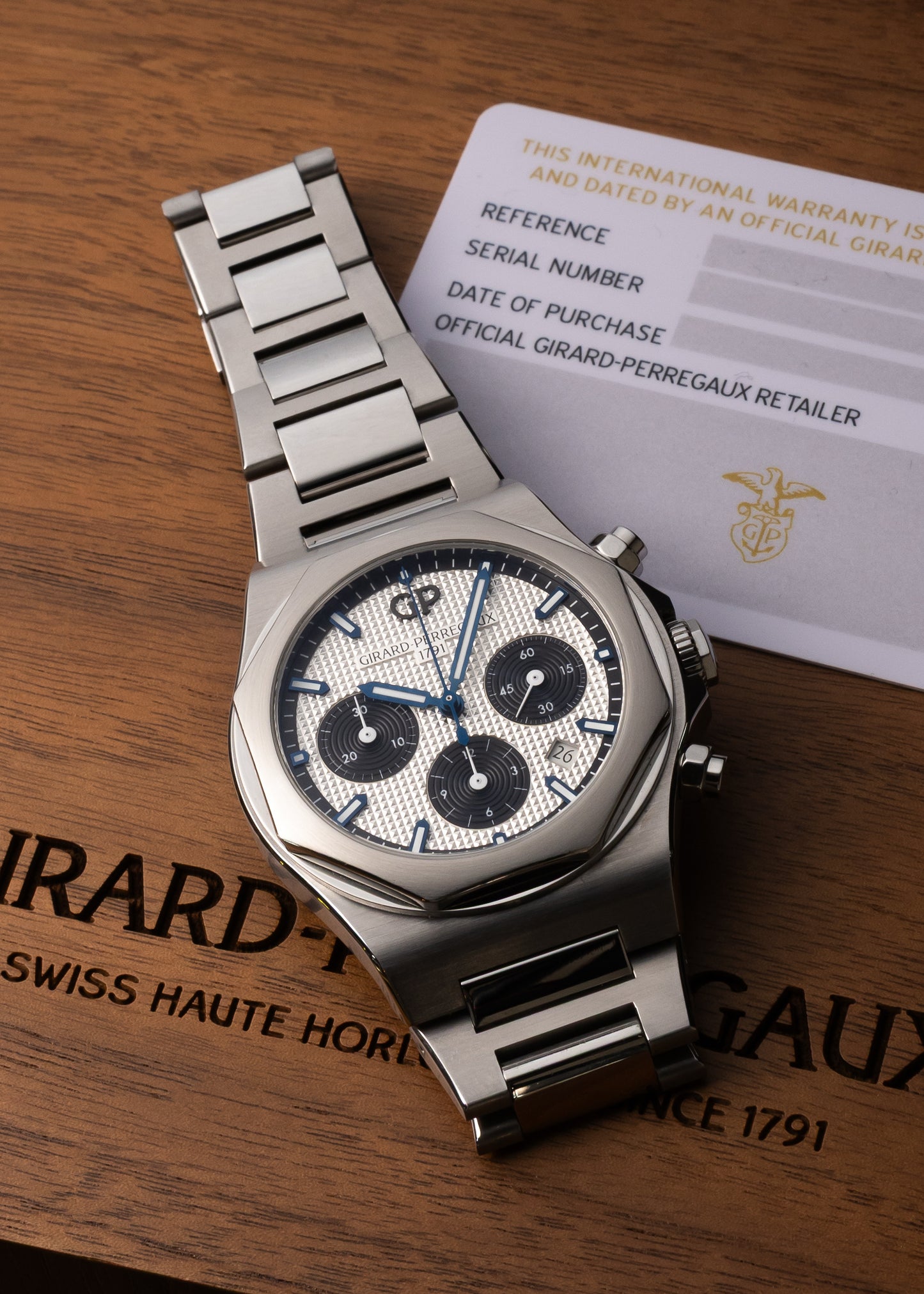 Girard Perregaux Laureato Chronograph