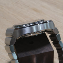 Omega Speedmaster 125