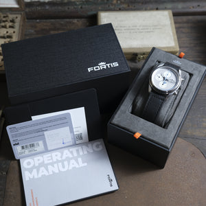 Fortis Stratoliner S-41 Cool Gray