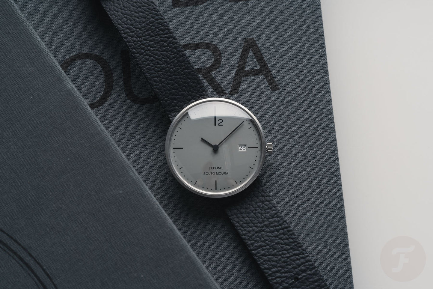 LEBOND Souto Moura Dark Edition