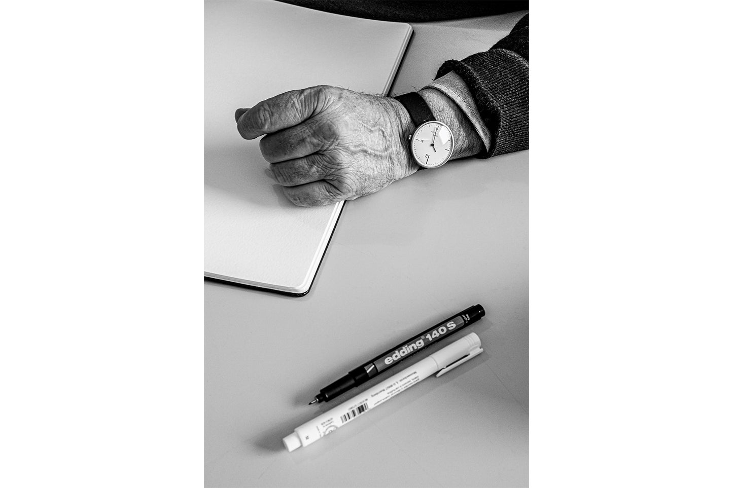 LEBOND Souto Moura Dark Edition