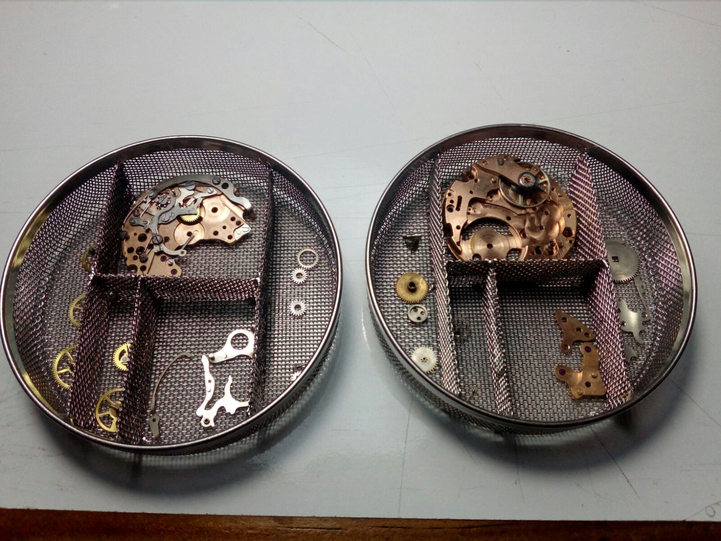 Full movement service for chronographs