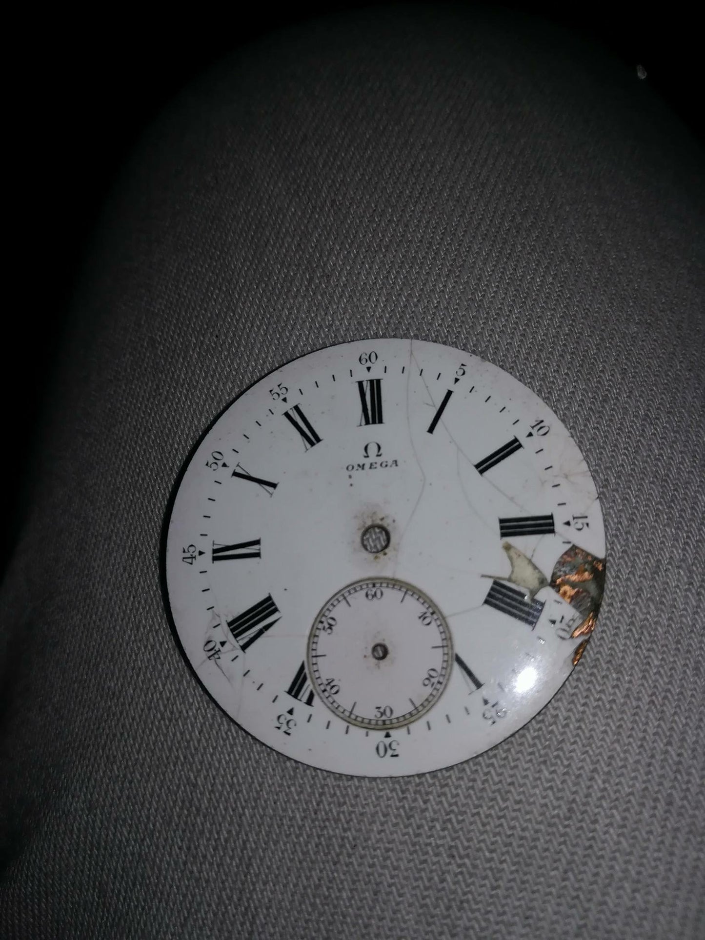 Enamel or painted dial restoration