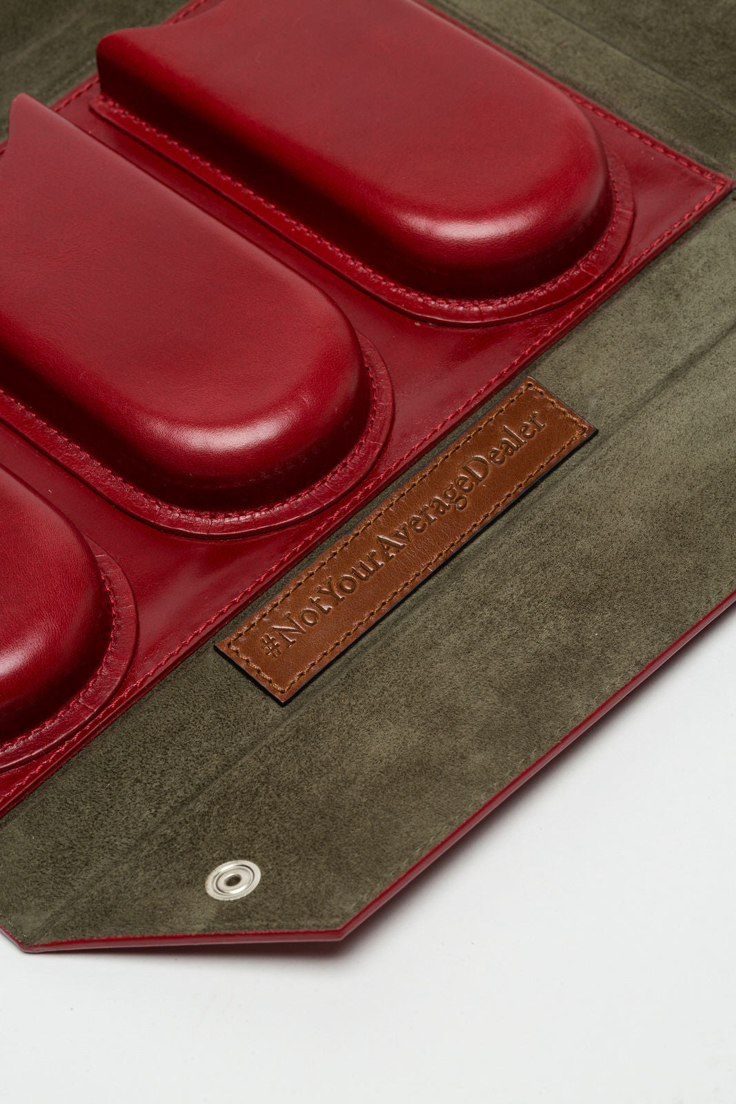 WG Xclusiv Cherry Red Leather Case