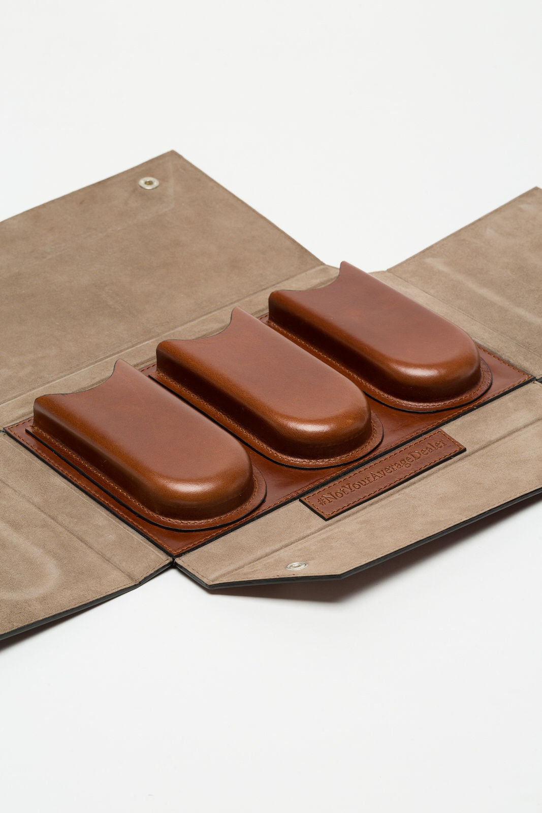 WG Xclusiv Caramel Brown Leather Case