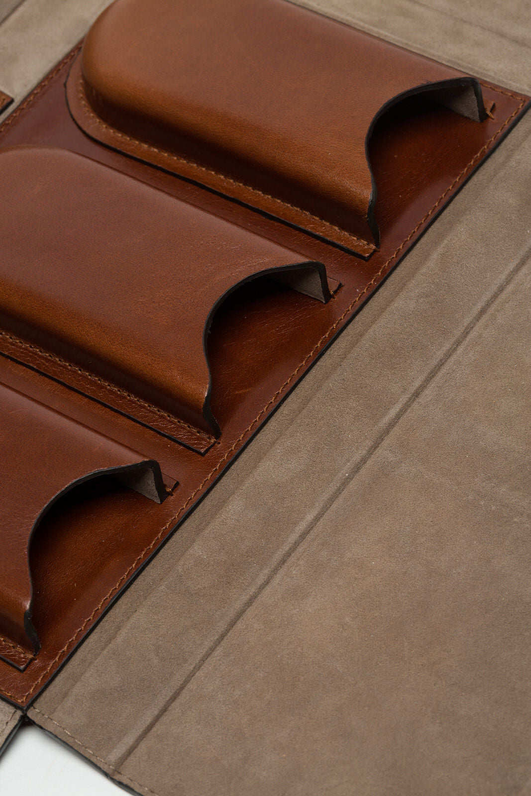 WG Xclusiv Caramel Brown Leather Case